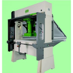 Presse de découpe...