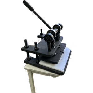 Presse de découpe manuelle...